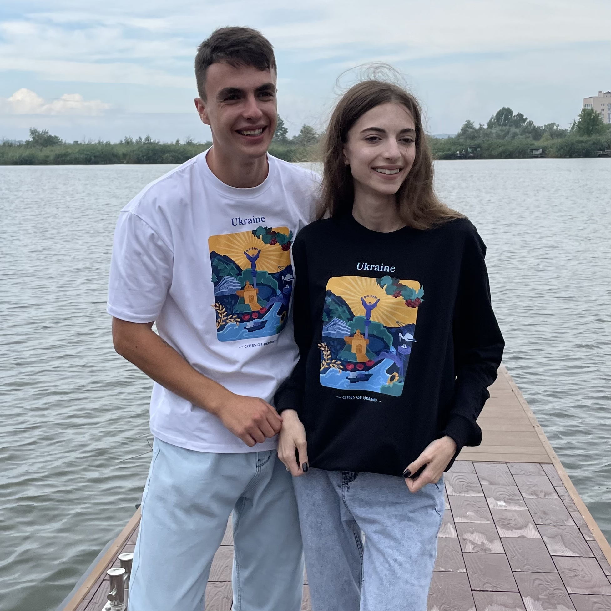 Світшот жіночий Малюнки з патріотичним авторським принтом Україна M Чорний (CFUA02M) - фото 7 Світшот жіночий Малюнки з патріотичним авторським принтом Україна M Чорний (CFUA02M) - фото 7