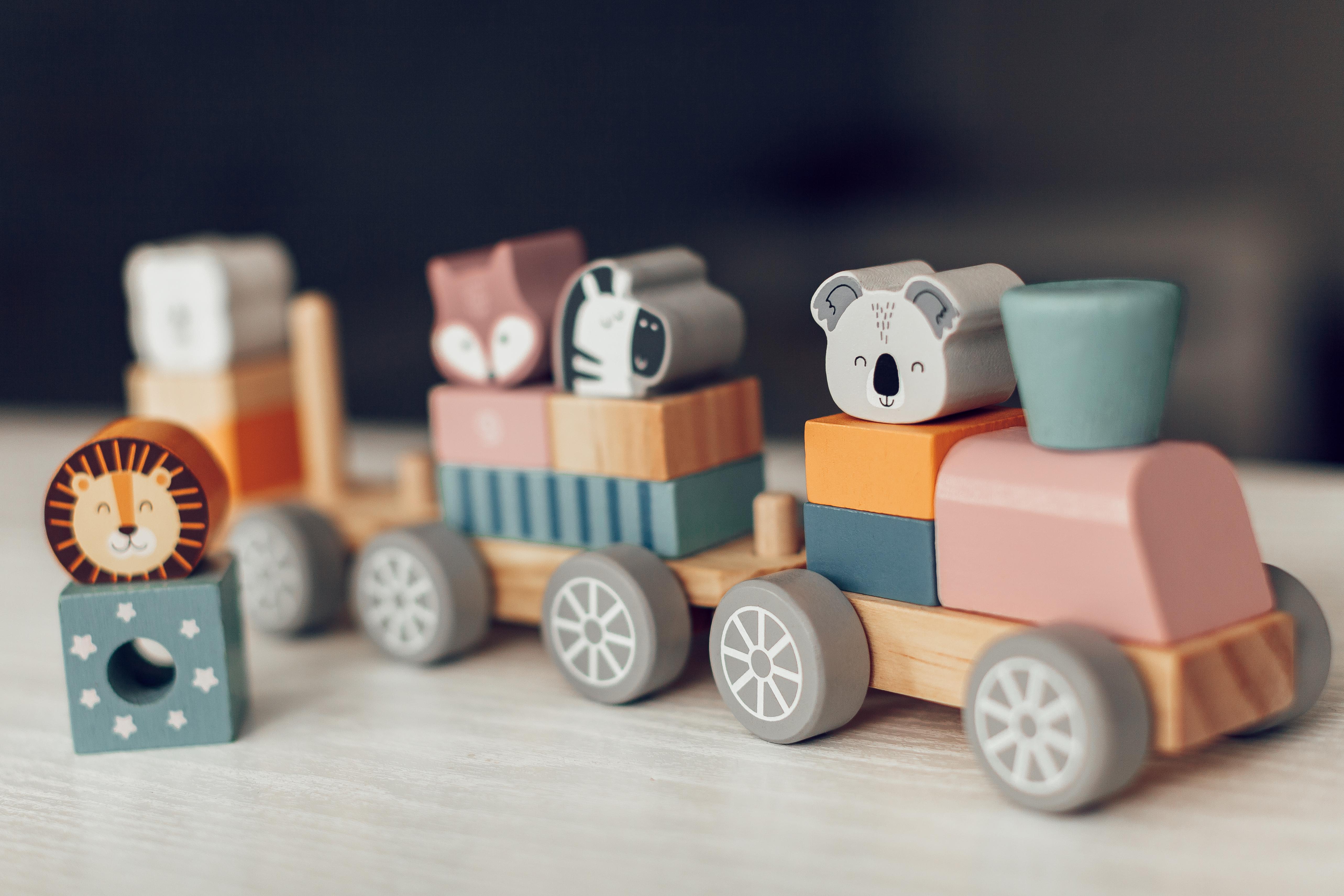 Дерев'яний поїзд Viga Toys PolarB Звірята (44015) - фото 7 Дерев'яний поїзд Viga Toys PolarB Звірята (44015) - фото 7