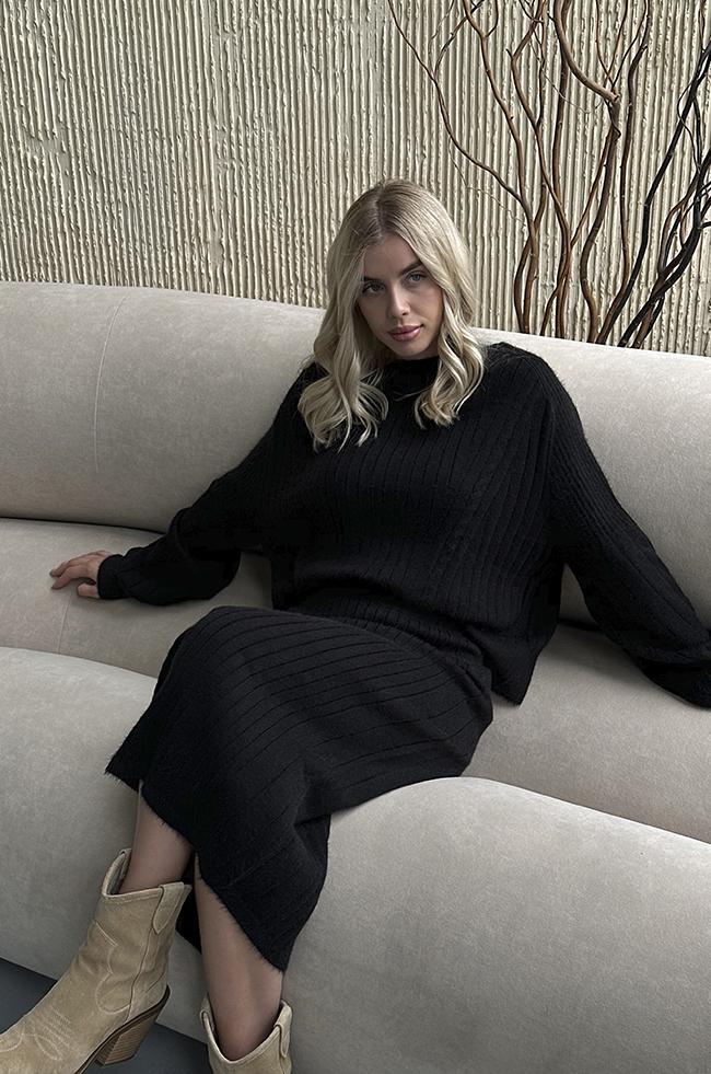 Костюм Lipar 0422 вязаный джемпер/юбка L Черный (16986896) - фото 4 Костюм Lipar 0422 вязаный джемпер/юбка L Черный (16986896) - фото 4