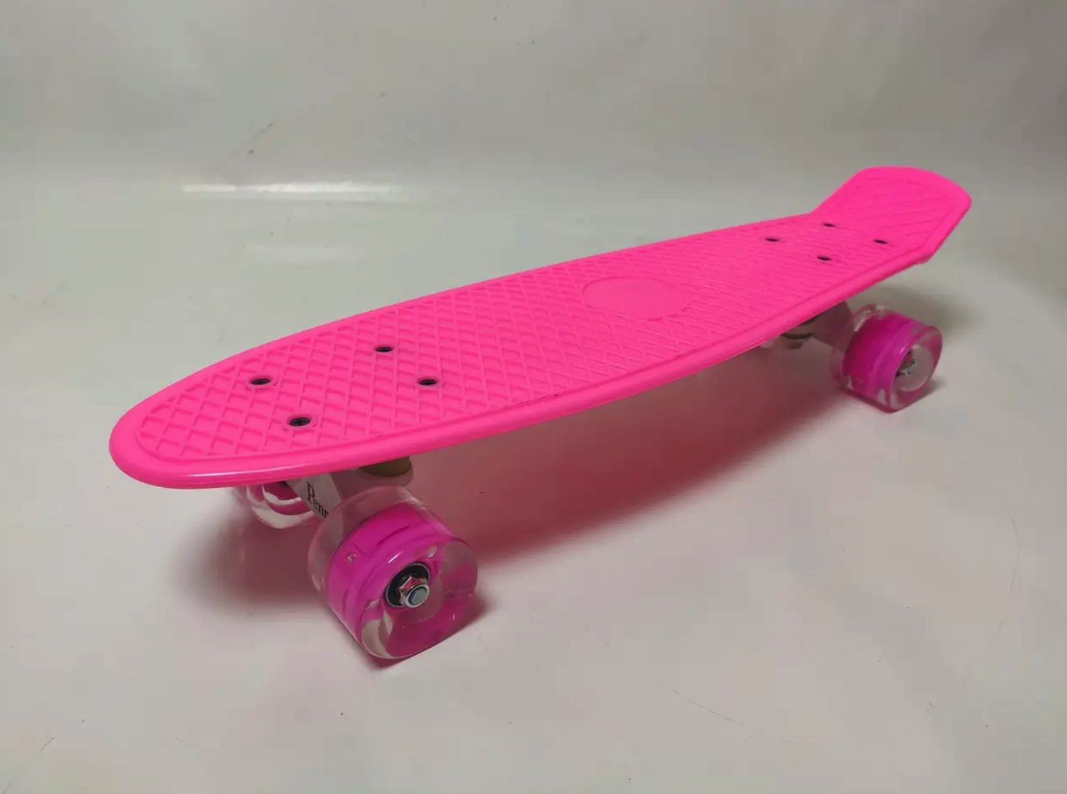 Скейтборд 696 Toys Penny Board Maraton со светящимися колесами 55 см Розовый (08808) - фото 4