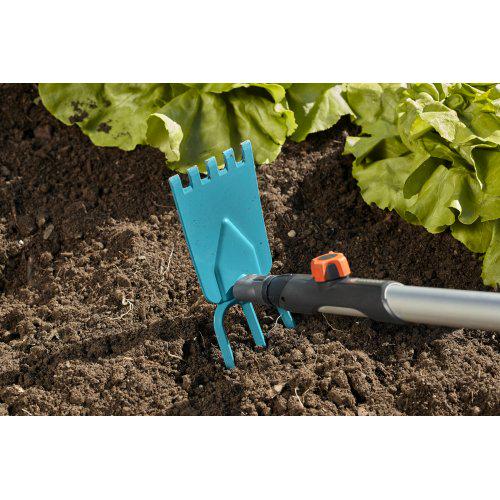 Сапка фігурна Gardena Combisystem 3 зубці 9 см (03219-20.000.00) - фото 4 Сапка фігурна Gardena Combisystem 3 зубці 9 см (03219-20.000.00) - фото 4