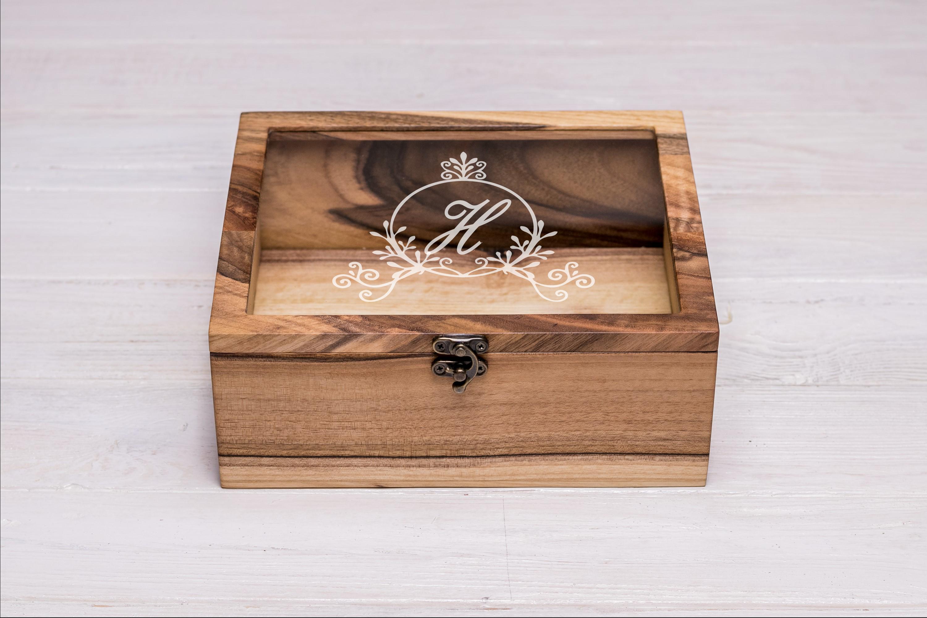 Подарочная коробочка с логотипом EcoWalnut из дерева со стеклянной крышкой М (EB-3.6)