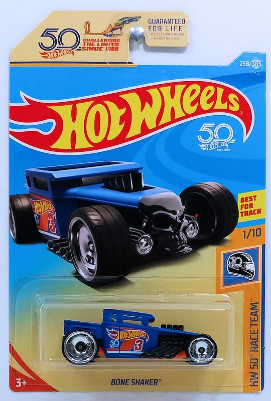 Игрушечная машинка Hot Wheels Bone Shaker 2018 HW 50th Race Team №258 (FJX19)