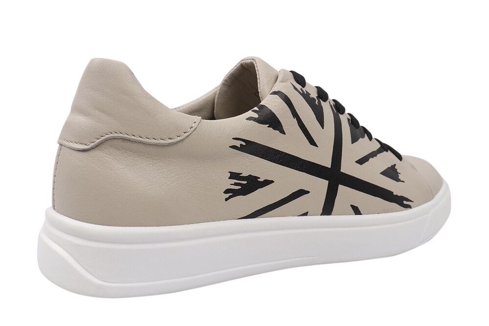 Кеди чоловічі Konors зі шкіри на низькому ходу на шнурівці р. 44 Бежевий (550-21DTC) - фото 4 Кеди чоловічі Konors зі шкіри на низькому ходу на шнурівці р. 44 Бежевий (550-21DTC) - фото 4