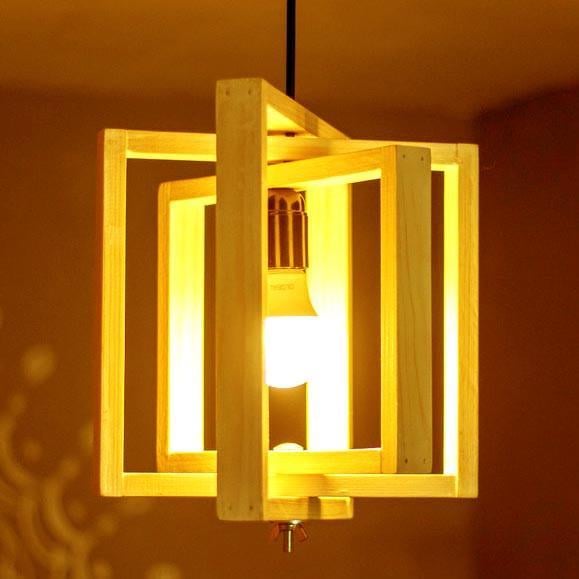 Подвесной светильник из дерева Баоро Карри (ЛЮС-002503)