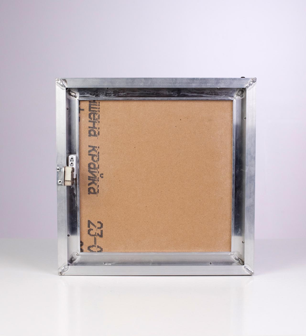 Люк ревизионный под покраску монтаж в профиль 30х30 см (27917328) - фото 6