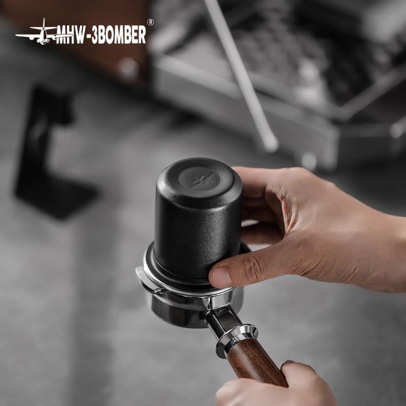 Дозувальна чаша для кави MHW-3BOMBER Coffee Dosing Cup 58 мм Black (DC5615B) - фото 3 Дозувальна чаша для кави MHW-3BOMBER Coffee Dosing Cup 58 мм Black (DC5615B) - фото 3