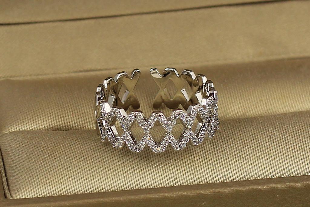 Кольцо Xuping Jewelry раздвижное барьер р. 18+ Серебристый (30368813)