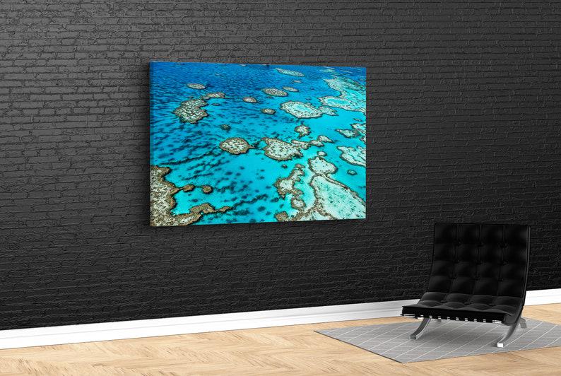 Картина для интерьера Архипелаг в голубом моря и пляжи 51x34 см (423)