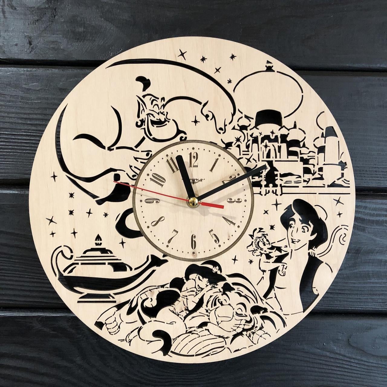 Часы настенные из дерева в детскую Аладдин