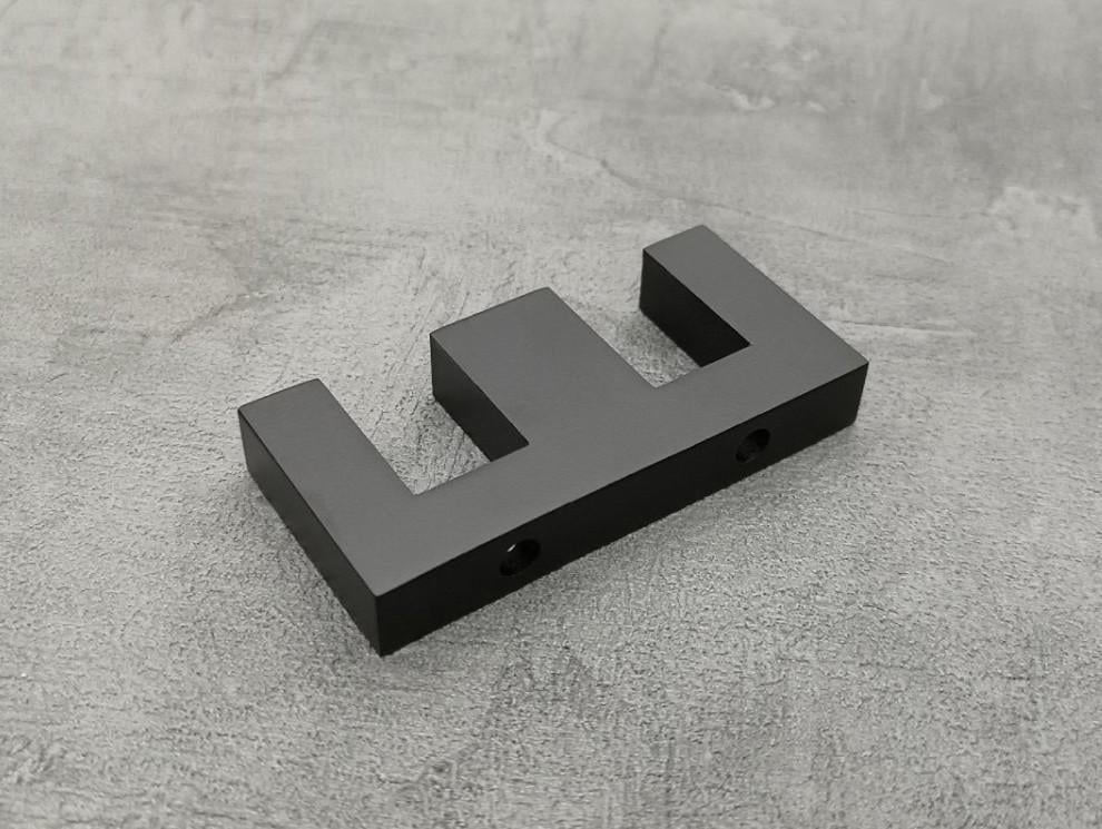 Кронштейн стельовий Quadrum Скарлайн подвійний Чорний матовий Кронштейн стельовий Quadrum Скарлайн подвійний Чорний матовий