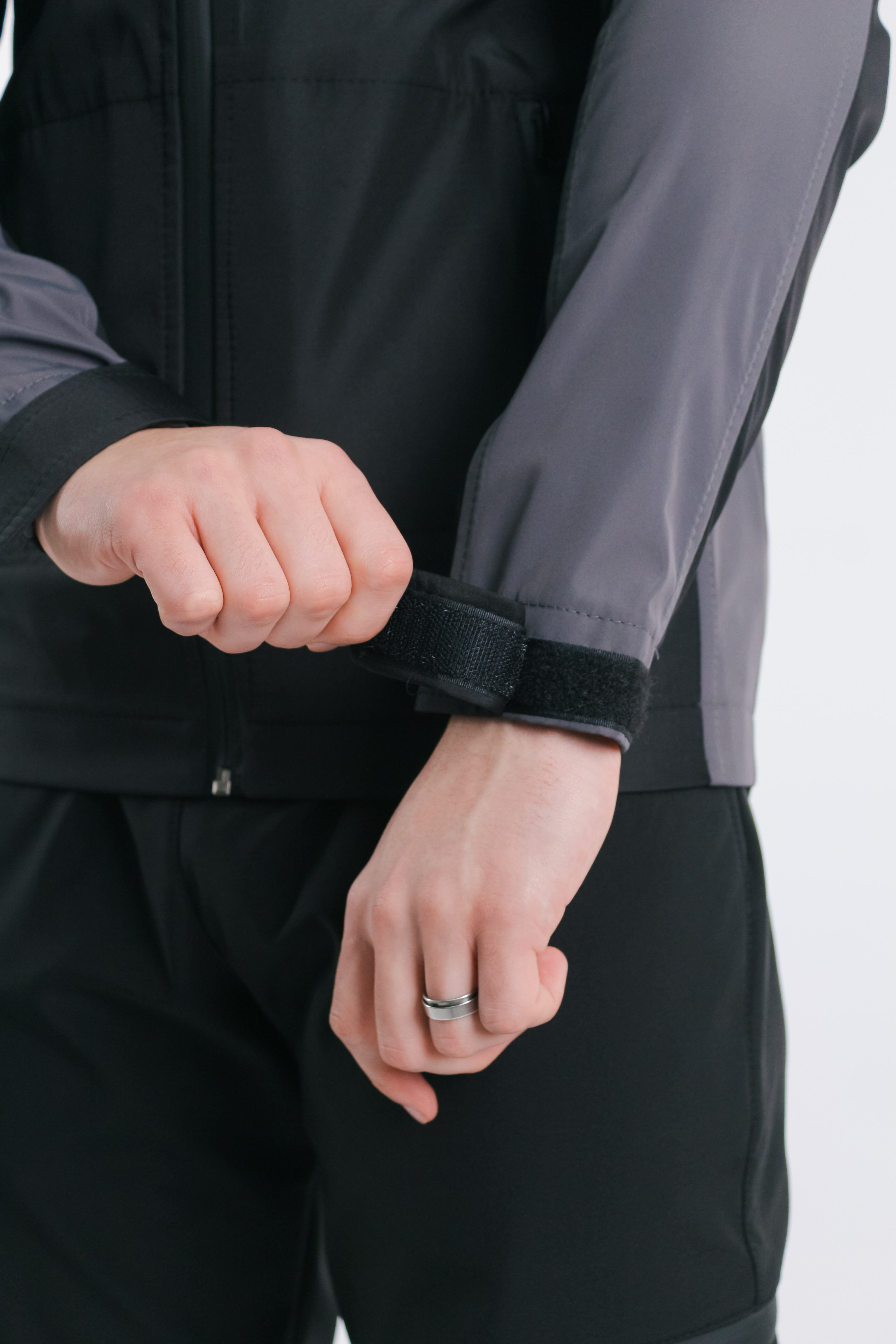 Куртка Intruder Softshell Lite iForce S Черный с серым (1589542223) - фото 6