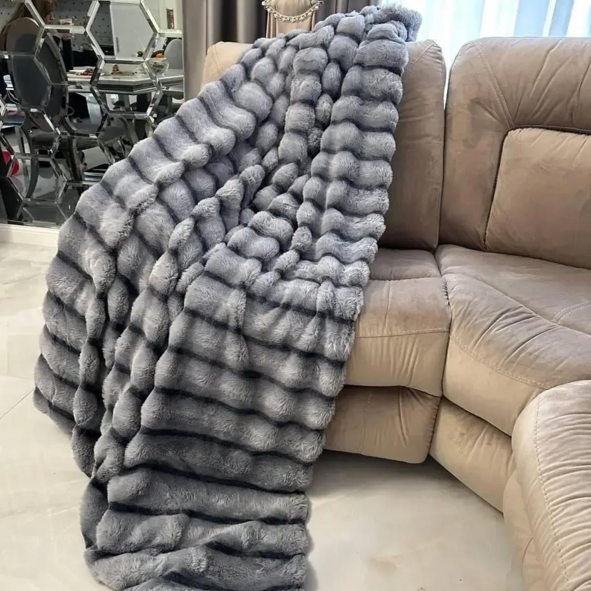 Плед корейський стиль Koloco Кролик євро ширина смужки 10 см 200х230 см Сірий (40667) - фото 2