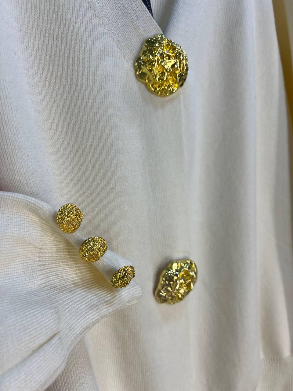 Костюм женский De Red 8966 кардиган с юбкой OS Молочный (3179) - фото 3 Костюм женский De Red 8966 кардиган с юбкой OS Молочный (3179) - фото 3