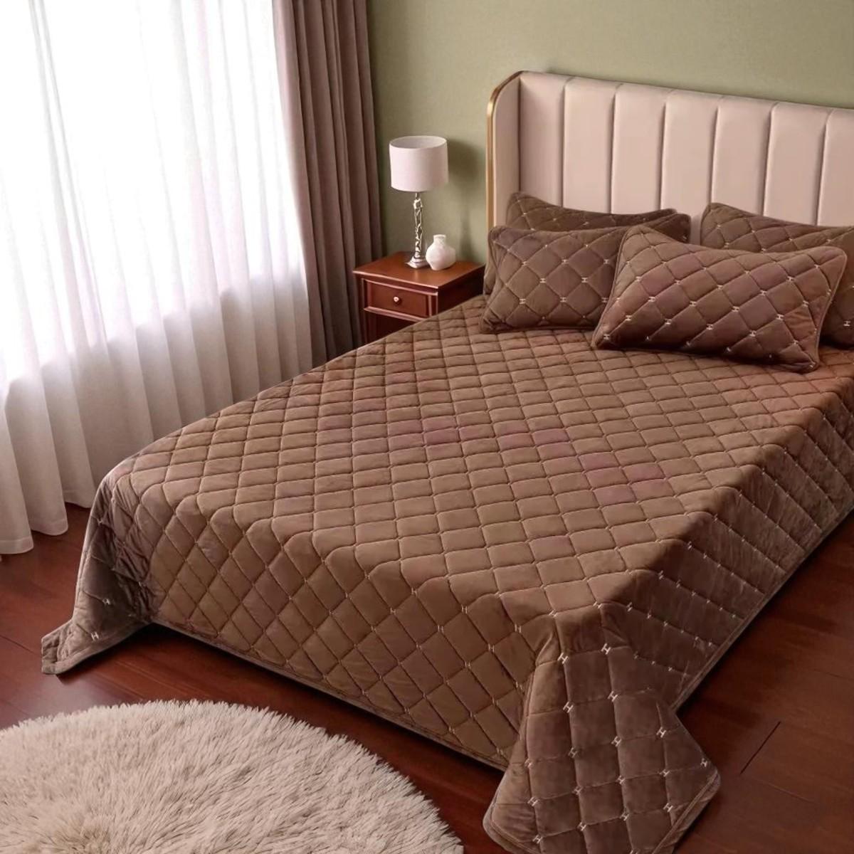 Покривало велюрове стьобане Koloco Ромби гіпоалергенне євро 220х240 см Коричневий (41873) - фото 1