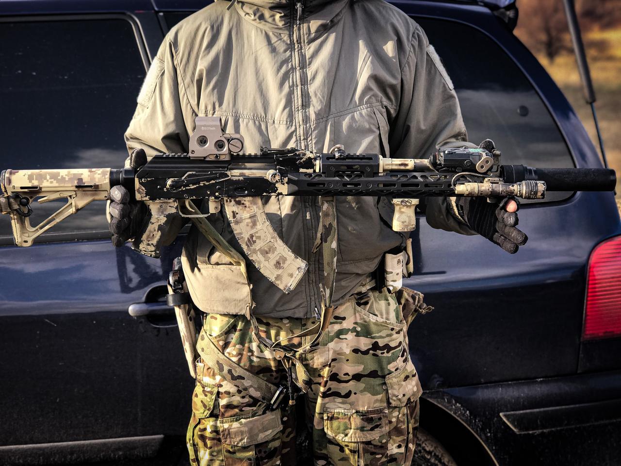 Цевье CRC 1U004 длинное M-Lok - фото 9 Цевье CRC 1U004 длинное M-Lok - фото 9