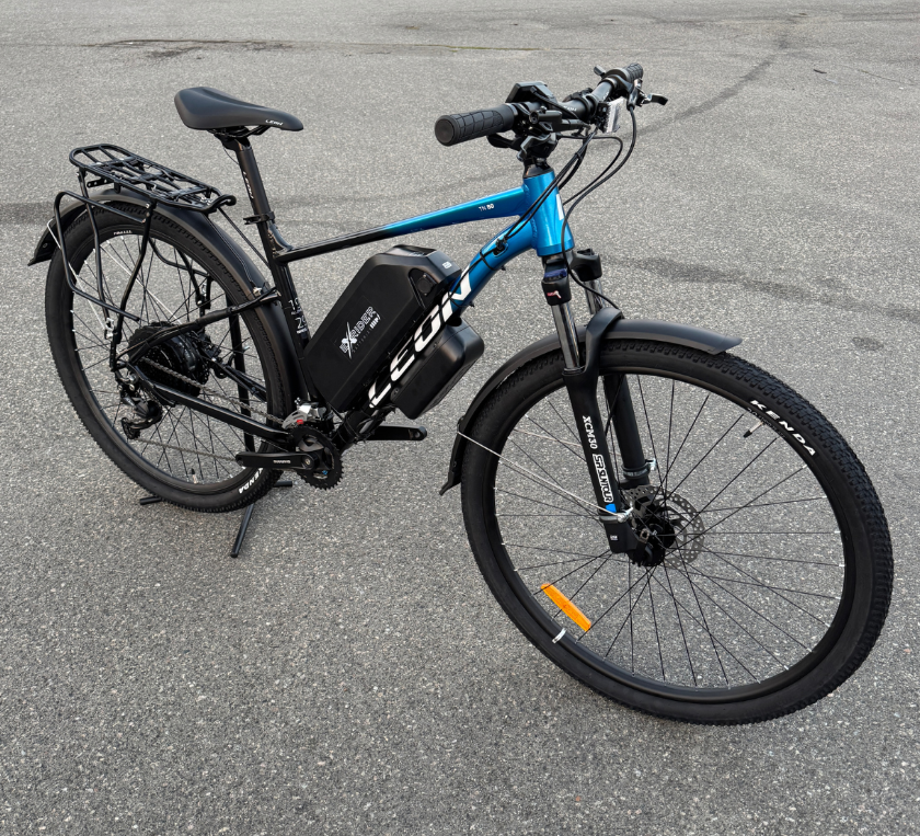 Велосипед с Е-комплектом с багажником Leon TN 80 HDD 2025 29" 48 В 1000 Вт MXSUS 18 Ah до 55 км запас хода дисплей LSD10 Pas-ассистент