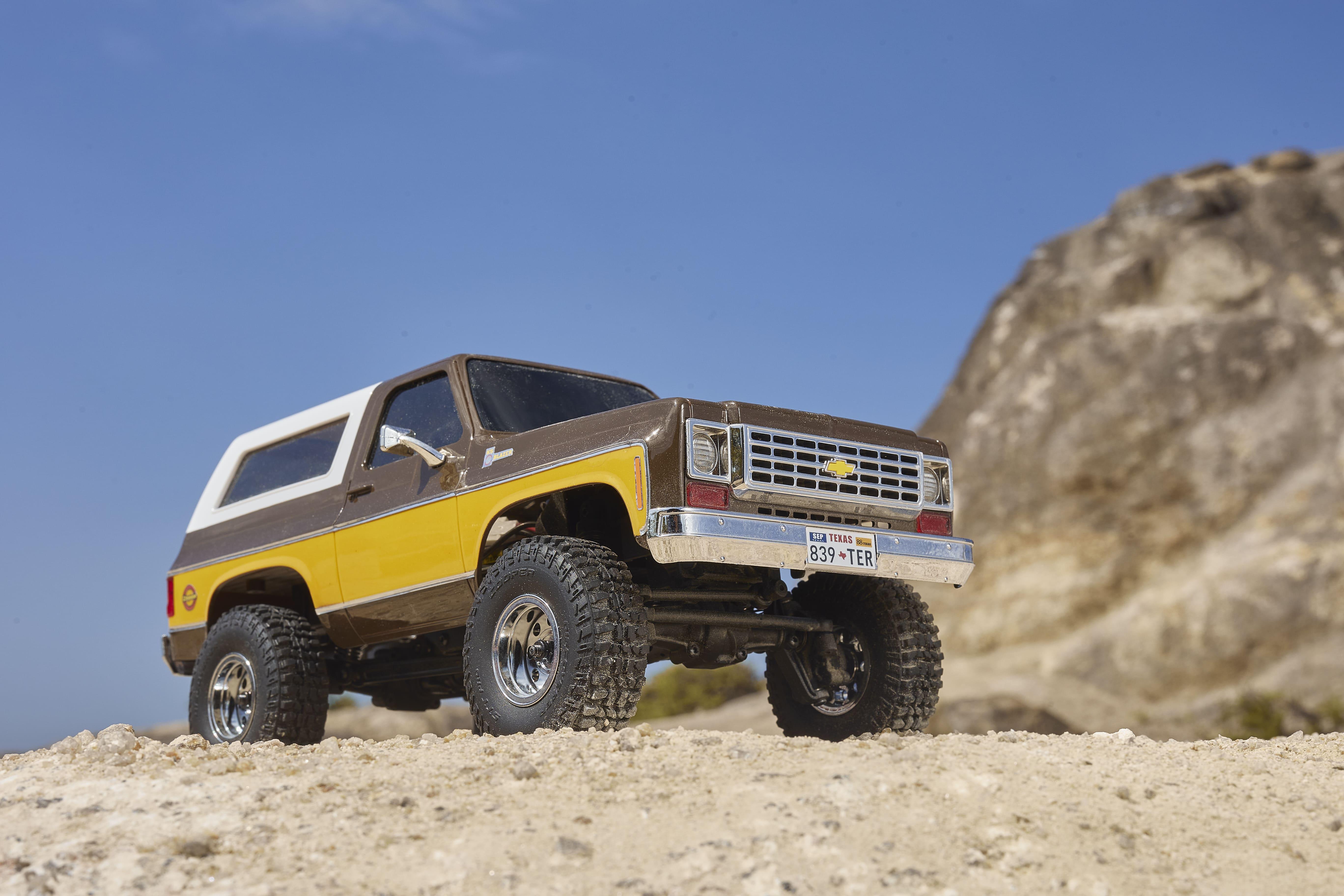 Машинка на радиоуправлении FMS 1:24 FCX24 K5 BLAZE RTR Brown - фото 19 Машинка на радиоуправлении FMS 1:24 FCX24 K5 BLAZE RTR Brown - фото 19