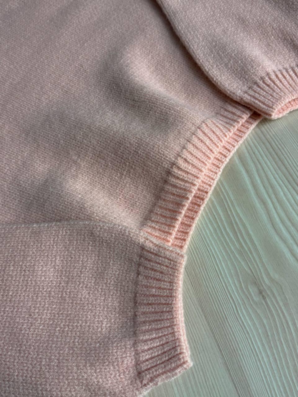 Свитер женский Fancy Matinee 539 оверсайз однотонный OS Розовый (5306) - фото 4 Свитер женский Fancy Matinee 539 оверсайз однотонный OS Розовый (5306) - фото 4