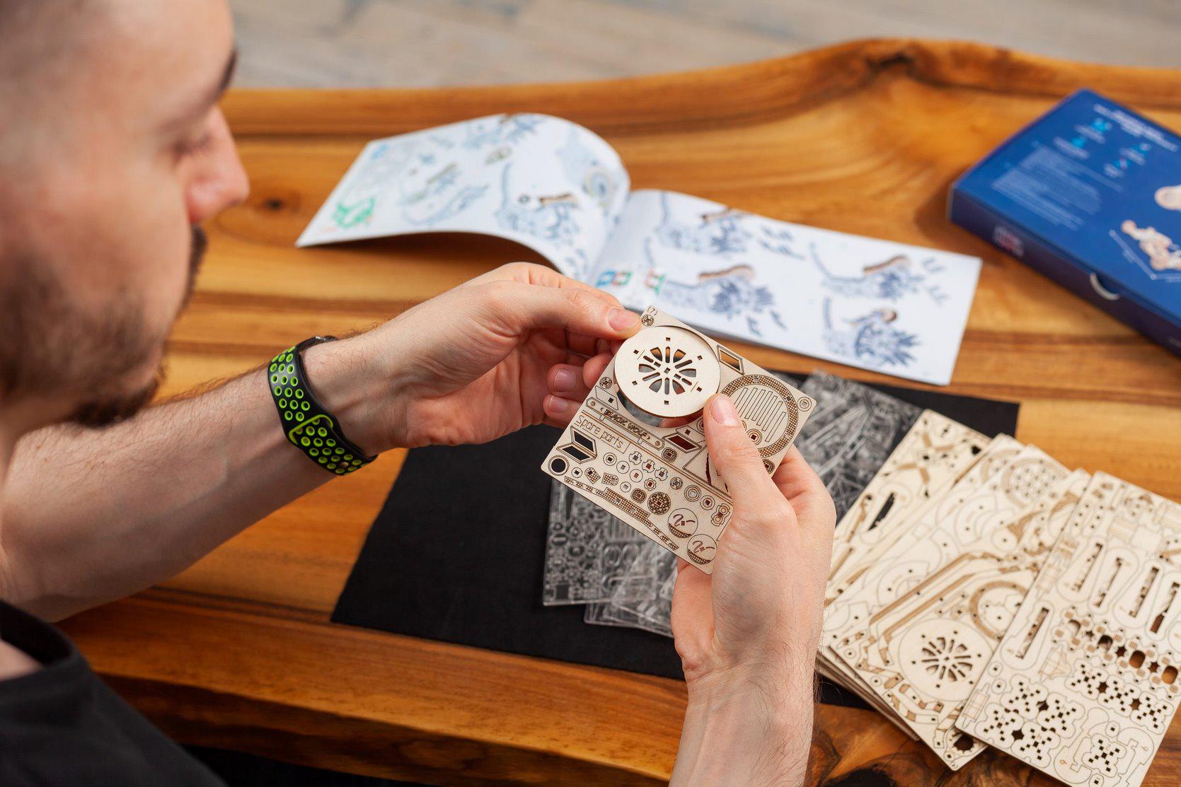 Конструктор дерев'яний Vіter Models Трицикл Black Wolf (blackwolf) - фото 5 Конструктор дерев'яний Vіter Models Трицикл Black Wolf (blackwolf) - фото 5