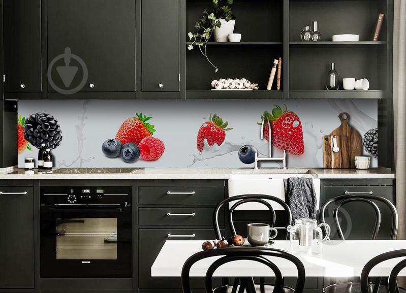 Наклейка виниловая кухонный фартук Zatarga "Сочные ягоды" 600х3000 мм