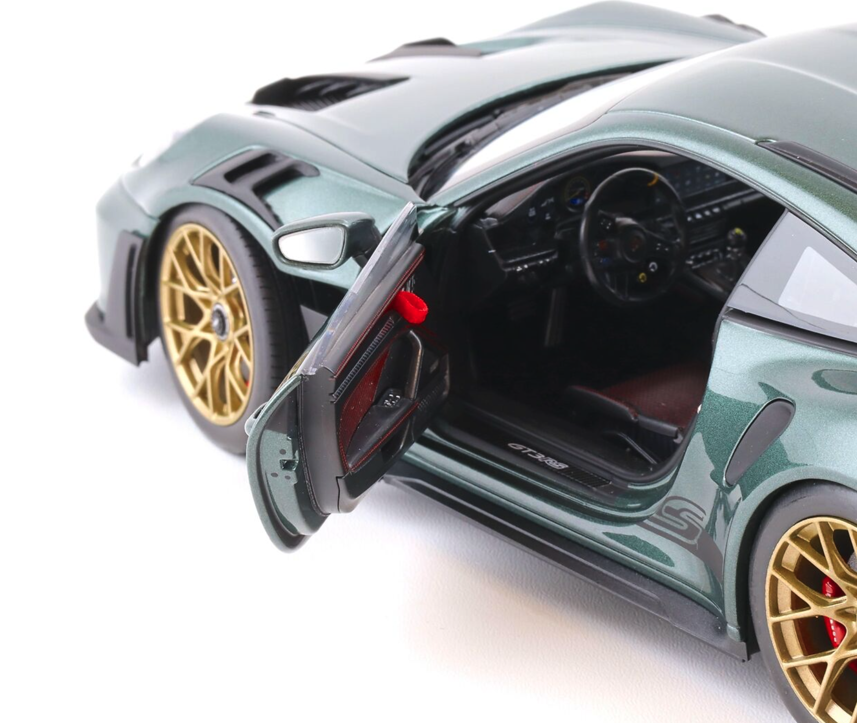 ᐉ Модель автомобиля 1:18 Porsche 911 992 GT3 RS Coupe 2022 Limite