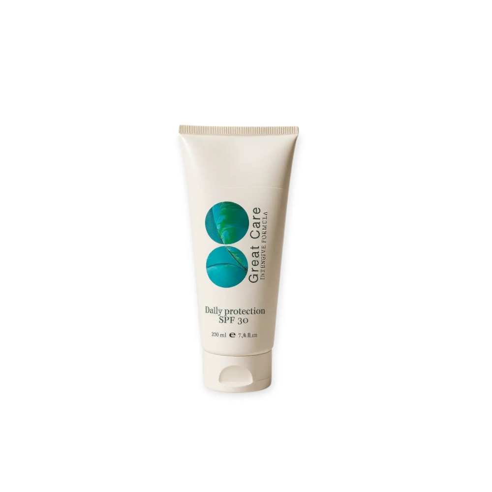 Крем щоденний захист Great Care Daily Protection SPF30 230 мл