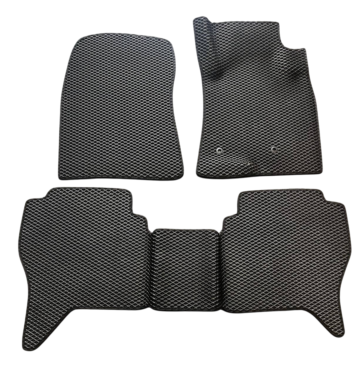 Коврики EVA с 3Д лапой в салон для Mitsubishi Pajero III Wagon правый руль 1999-2007 гг. Черный (2430610304)