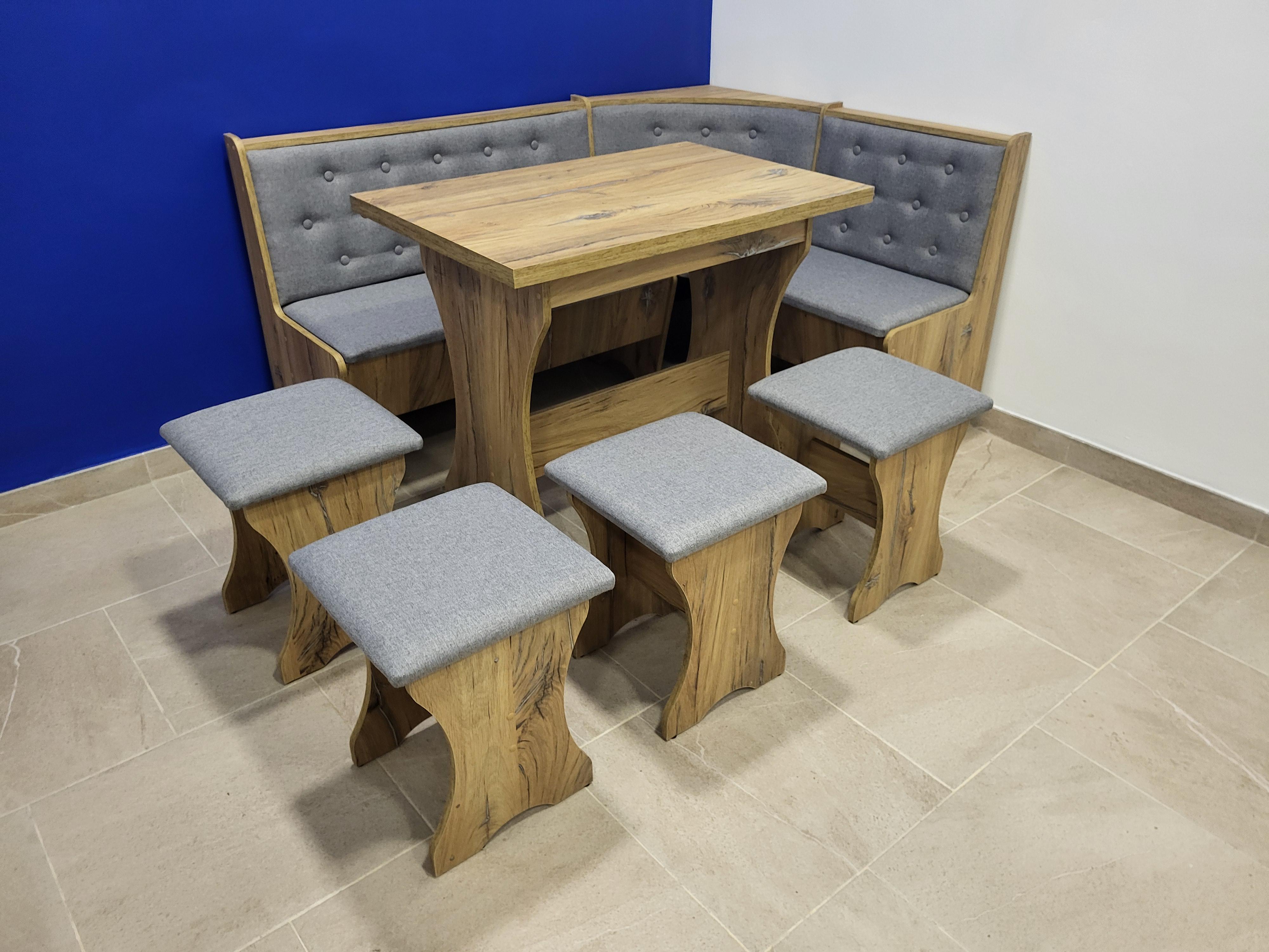 Кухонный уголок Семейный со столом и 4 табуретками 113,5х153,5 см Дуб Флагшток/Сильвер (KSTTTT-DF-S)