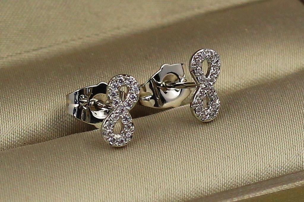Серьги гвоздики Xuping Jewelry Десконечность с камешками 4 мм Серебристый