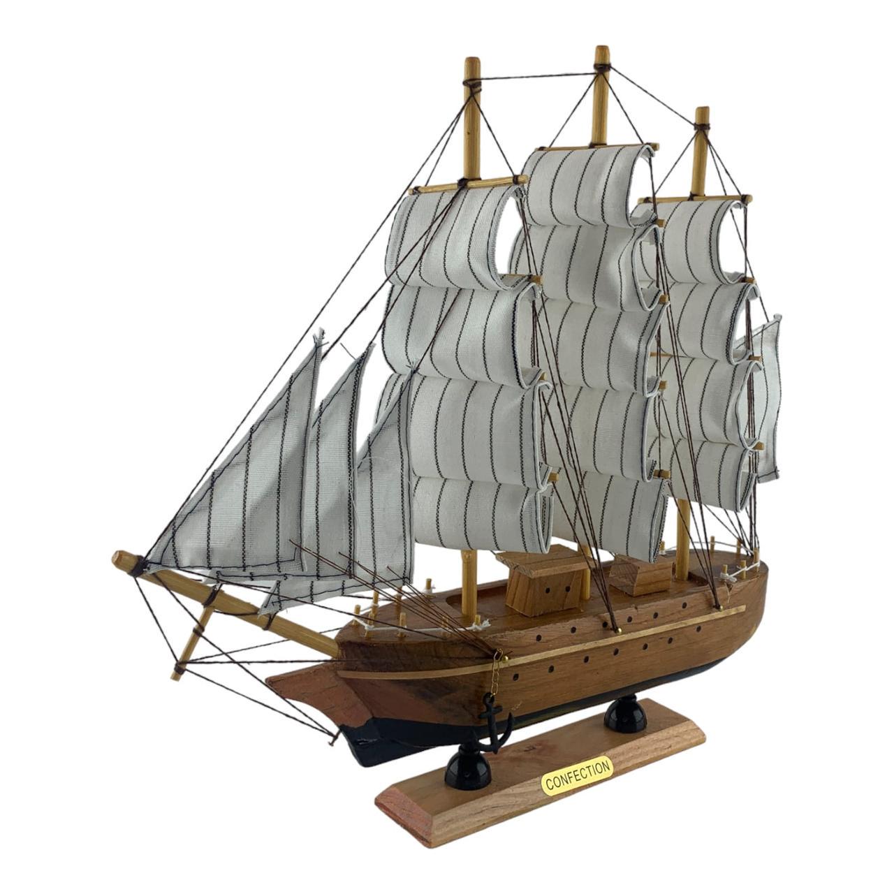 Макет парусника на подставке 32,5х33,5х7 см (21044T)
