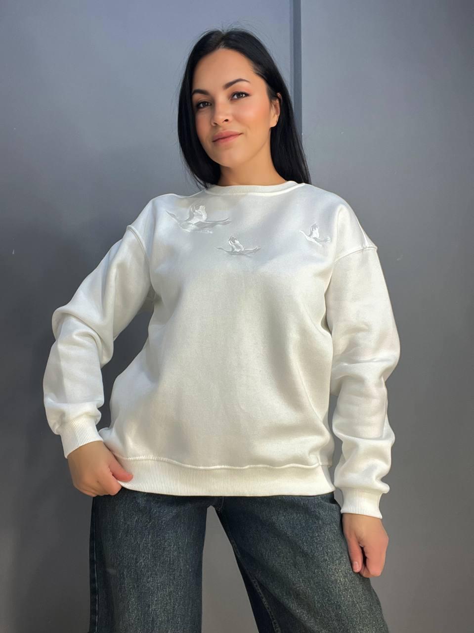 Свитшот женский PEPPER MINT 24-18 вышивка птицы оверсайз утепленный L Белый (972) - фото 9 Свитшот женский PEPPER MINT 24-18 вышивка птицы оверсайз утепленный L Белый (972) - фото 9