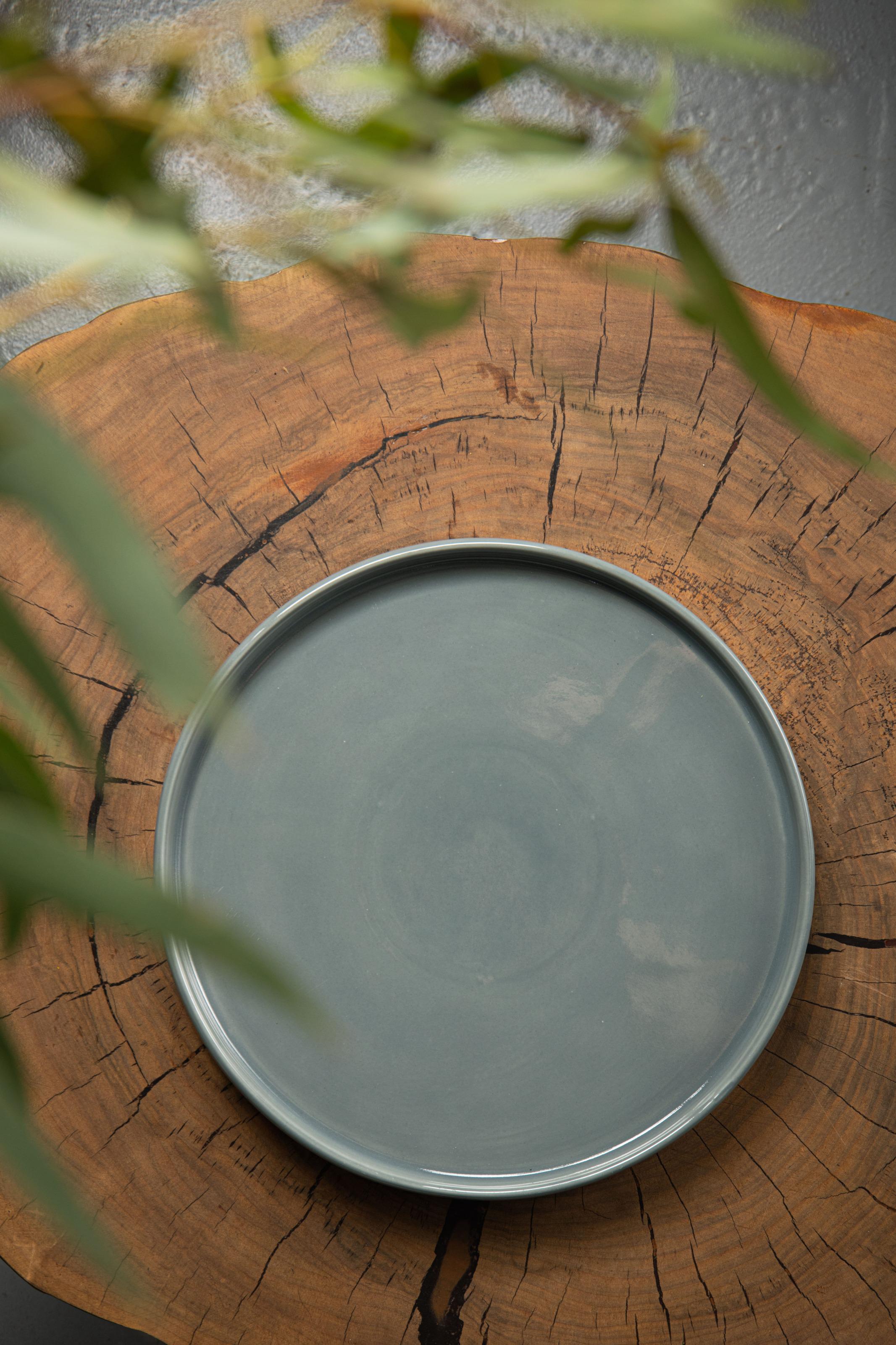 Тарілка обідня Dovbysh Porcelain NOVA 24 см Grey (100119) - фото 1