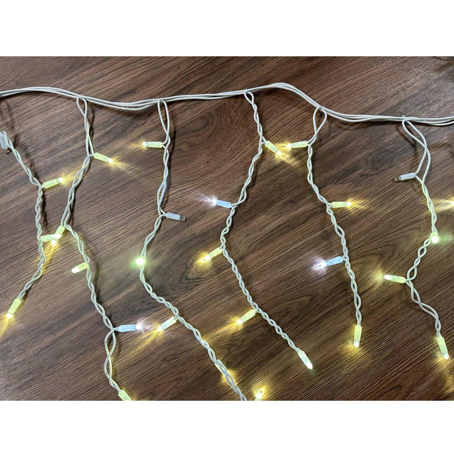 Гірлянда зовнішня Starfall Premium бахрома білий дріт 75LED 2х0,7 м 18flash IP65 холодне біле світло з мерехтінням/без кабелю живлення