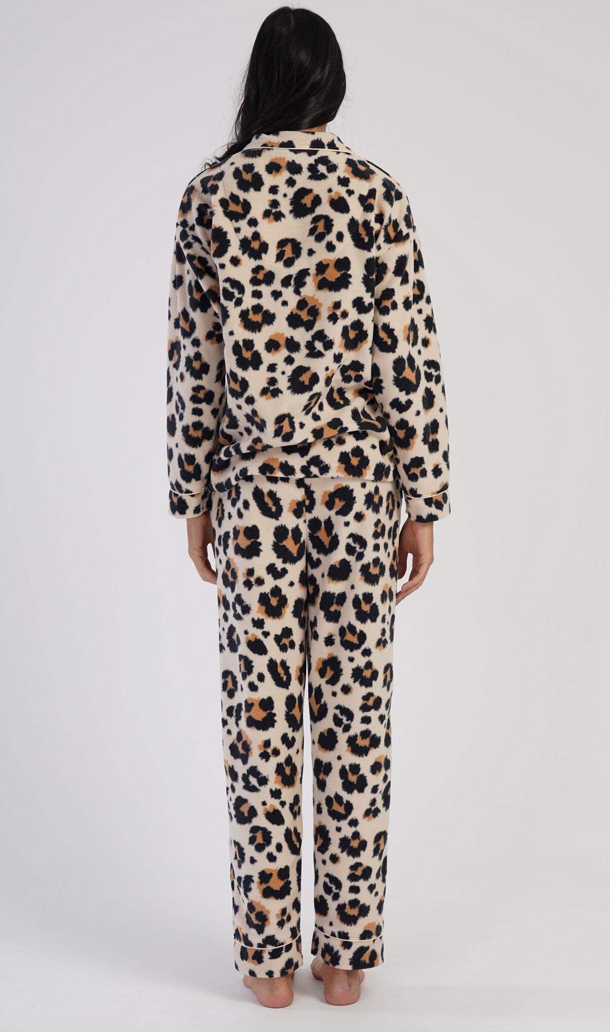 Пижама флисовая женская кофта на пуговицах и штаны Vienetta XXL Леопардовый (403067) - фото 3 Пижама флисовая женская кофта на пуговицах и штаны Vienetta XXL Леопардовый (403067) - фото 3