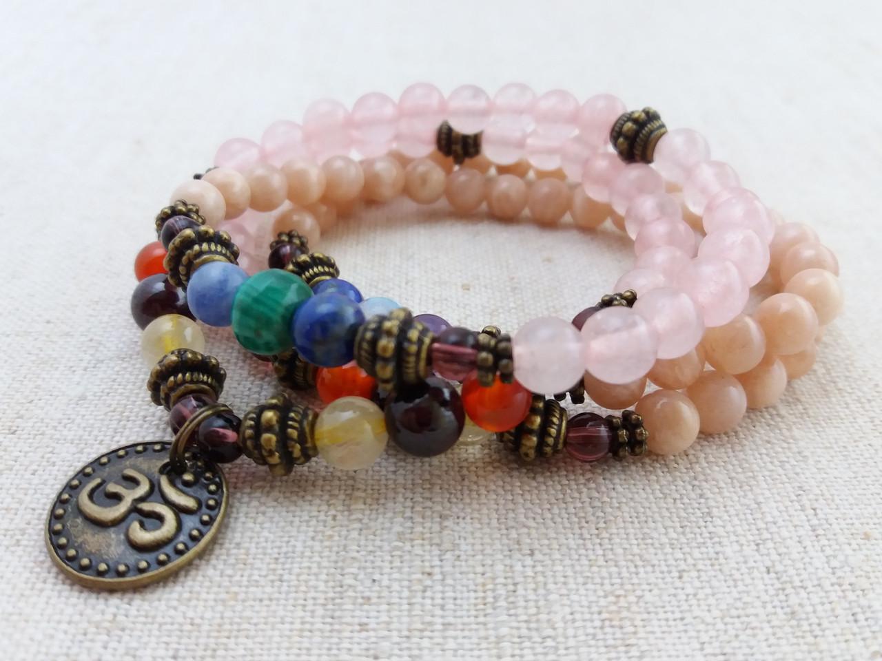 Браслет багатошаровий з натуральних каменів c підвіскою ОМ (1410222905)