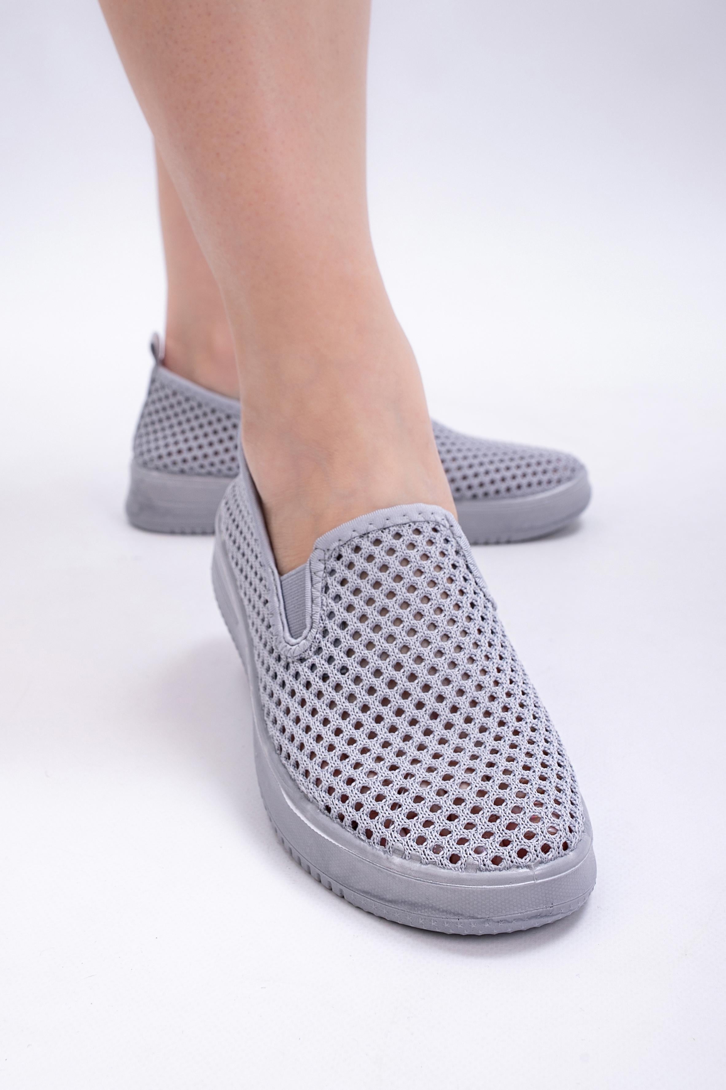 Слипоны женские Where Uwear 351002 р. 38 Серый