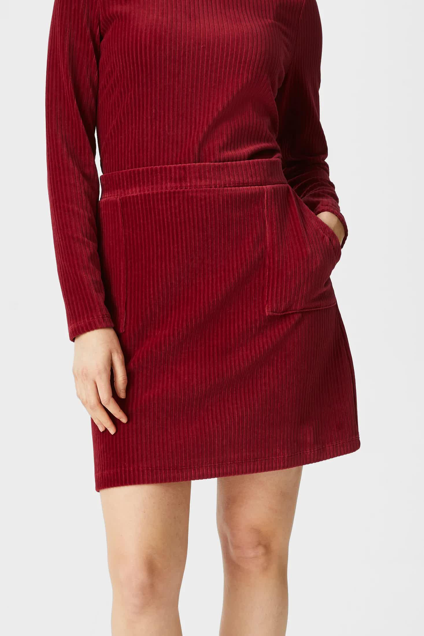 Юбка C&A XL Червоний (2134510b32)