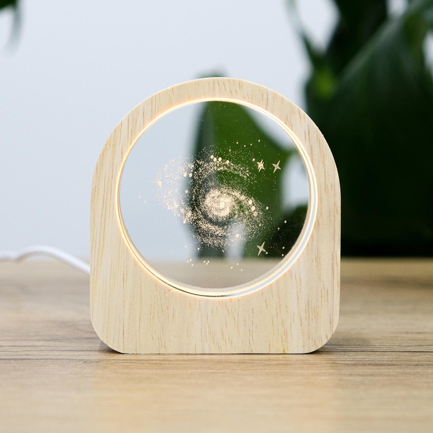 Ночник хрустальный Гранд Презент 3D Галактика LED USB 7,5х8,5х3 см (MH-TF0259-1-8D)