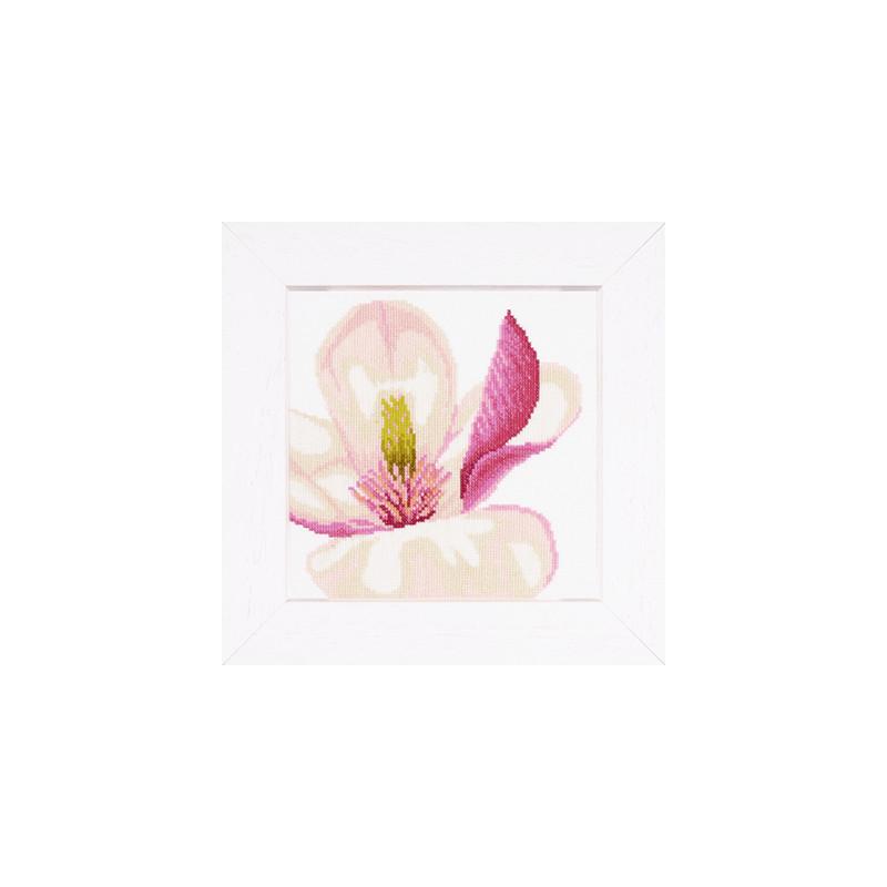 Набор для вышивания крестиком Lanarte PN-0008163 L35110 Magnolia Flower (4809)