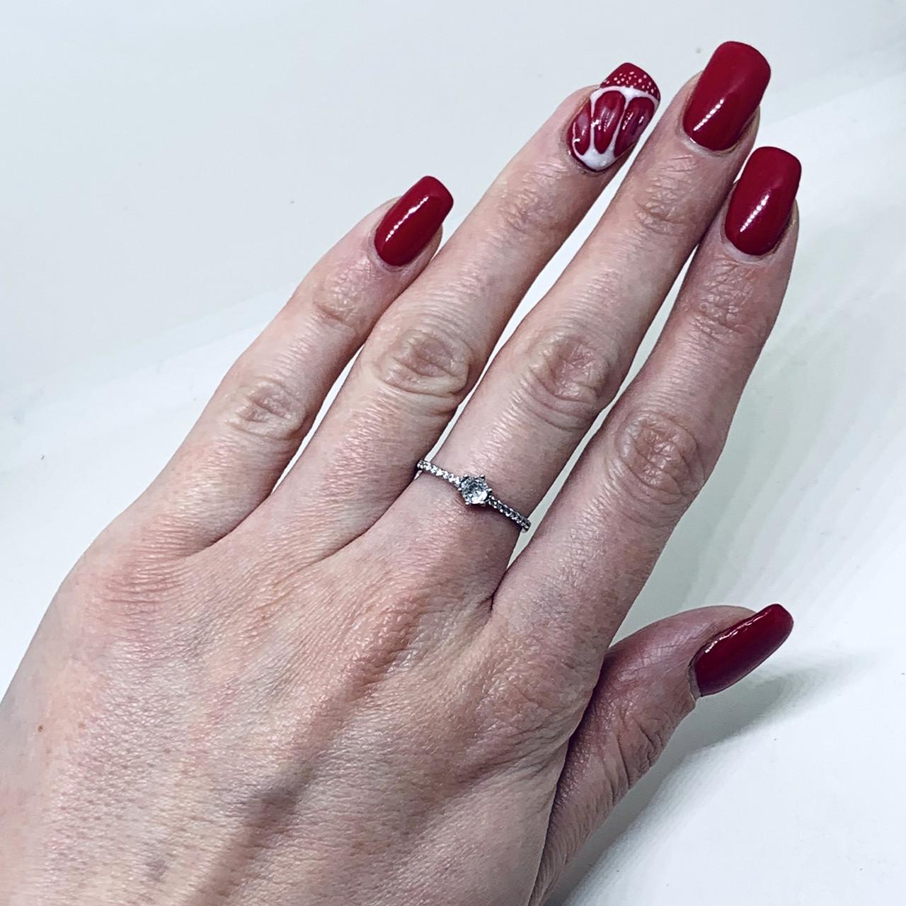 Кольцо серебряное с кубическим цирконием р. 18,5 1,18 г (1549120980)