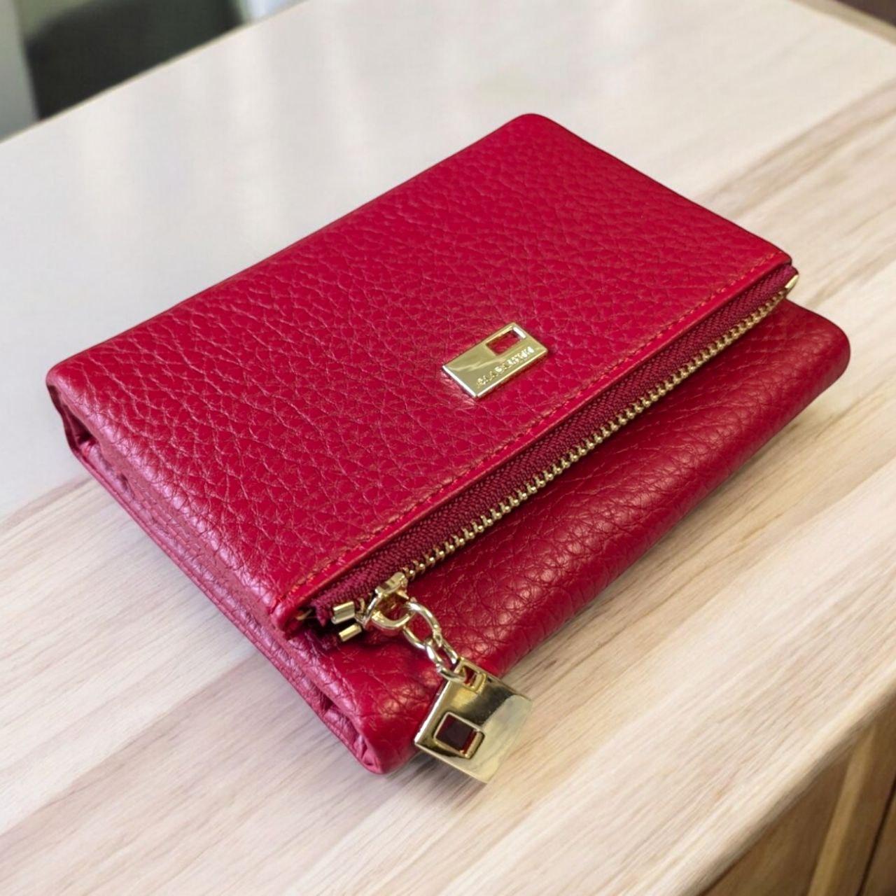 Кошелек женский маленький на магните двойного сложения 12х10 см Красный (05088) Кошелек женский маленький на магните двойного сложения 12х10 см Красный (05088)