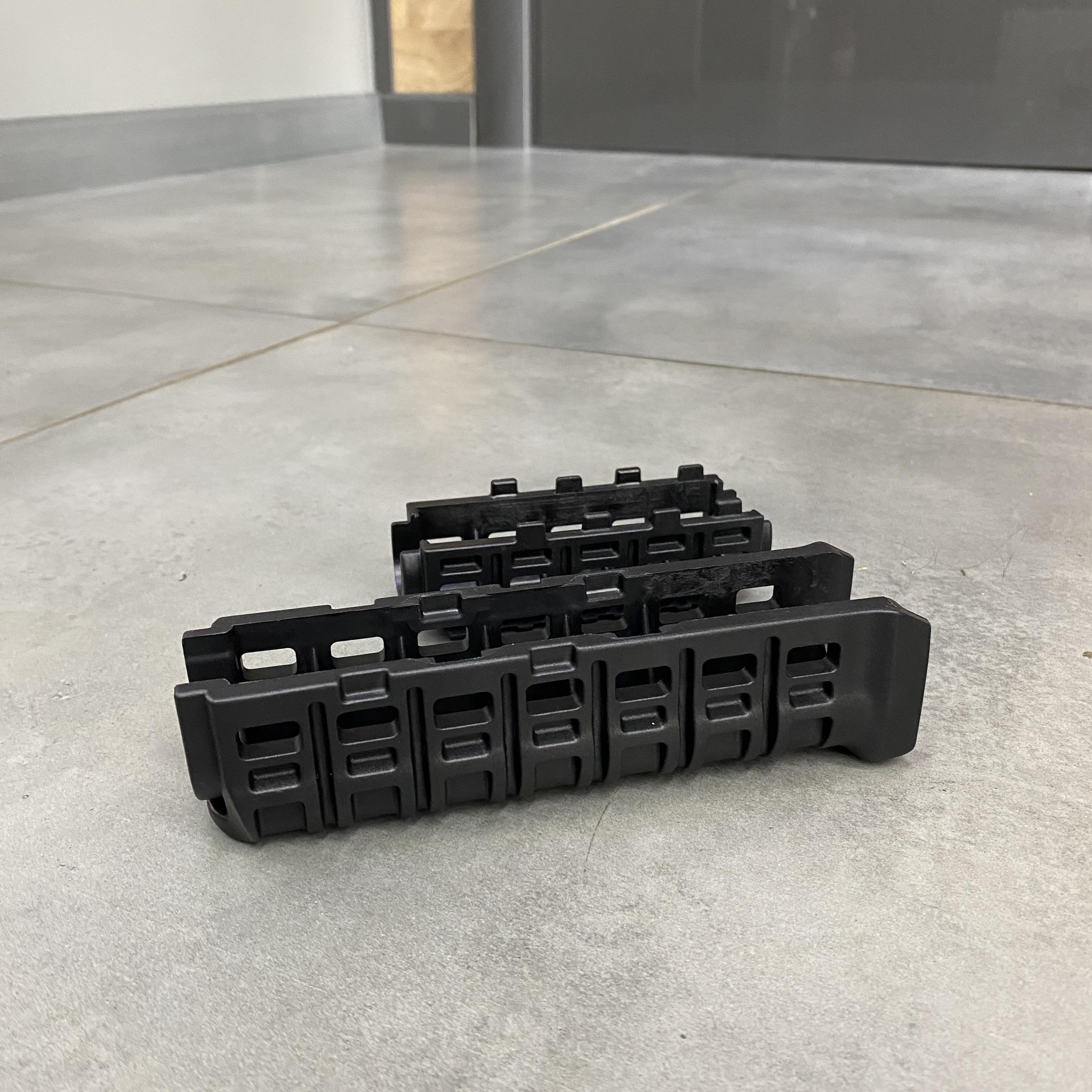 Цівка на АК 47/74 DLG Tactical Чорний (DLG-136) - фото 4 Цівка на АК 47/74 DLG Tactical Чорний (DLG-136) - фото 4