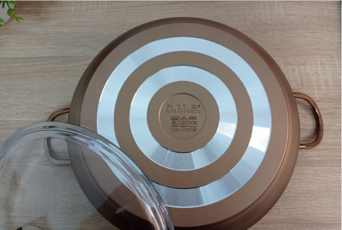 Каструля з кришкою OMS з антипригарним покриттям для газу/без індукціі 7,5 л Бронзовий (30654573) - фото 6 Каструля з кришкою OMS з антипригарним покриттям для газу/без індукціі 7,5 л Бронзовий (30654573) - фото 6