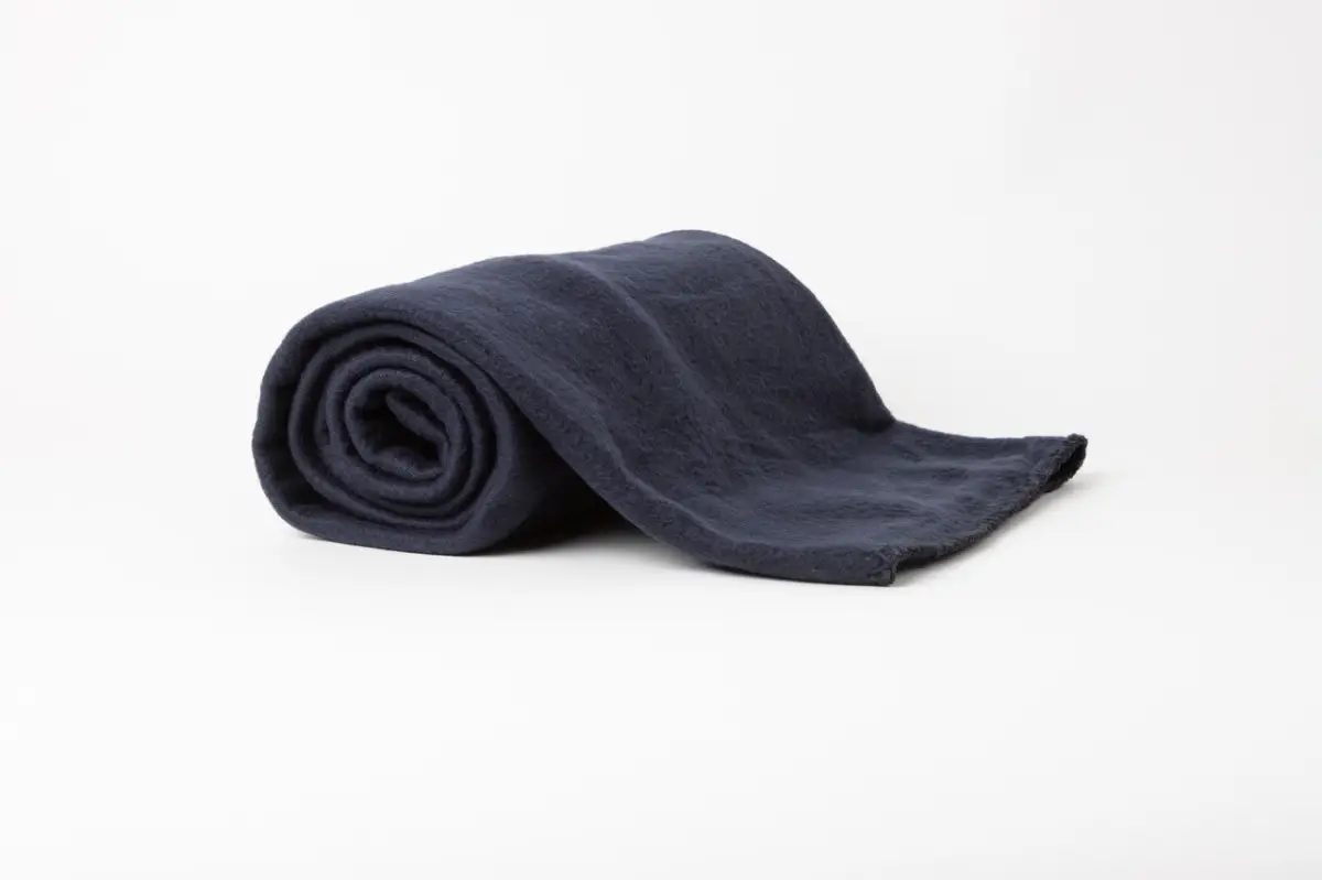 Плед флісовий 130х160 см Темно-синій (8-6-4750551) - фото 1