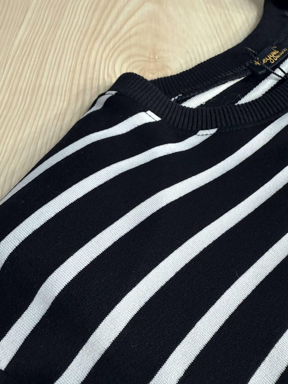 Лонгслів жіночий KEYYMOD 34094 реглан в смужку з підплічниками вільний крій оверсайз M Чорний (1505) - фото 6 Лонгслів жіночий KEYYMOD 34094 реглан в смужку з підплічниками вільний крій оверсайз M Чорний (1505) - фото 6