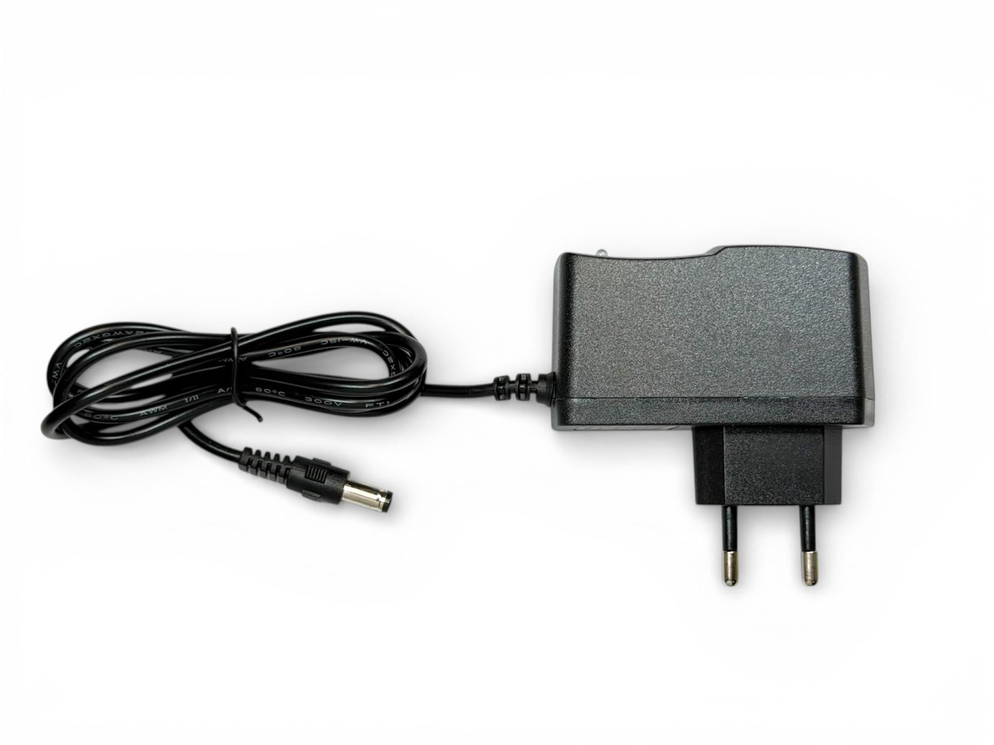 Зарядное устройство от сети 220V для аккумулятора прикормочных корабликов 8,4V Зарядное устройство от сети 220V для аккумулятора прикормочных корабликов 8,4V