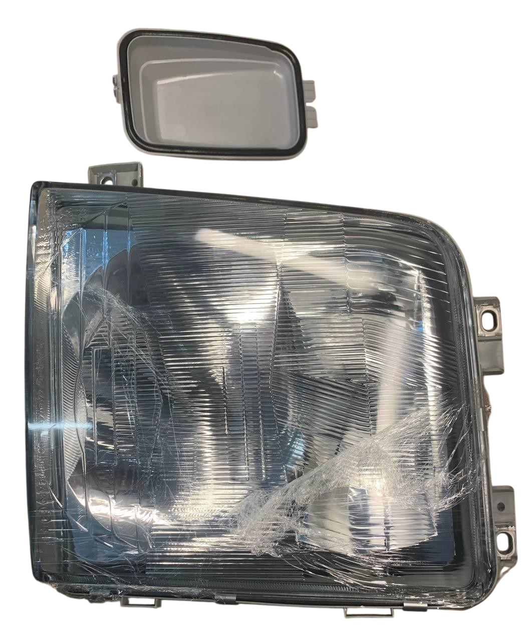 Фара передняя левая DEPO 441-1143L-LD-EM VOLKSWAGEM LT 96-> (3085953620) Фара передняя левая DEPO 441-1143L-LD-EM VOLKSWAGEM LT 96-> (3085953620)