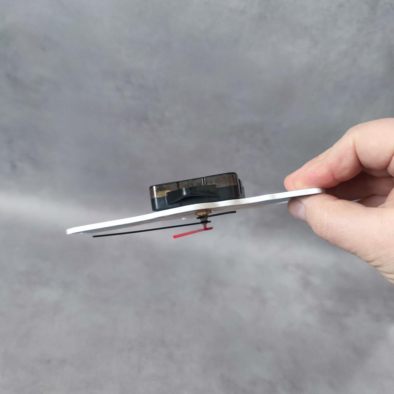 Годинник настінний Карта України з пластмасовими стрілками сувенірний (2582900910) - фото 5 Годинник настінний Карта України з пластмасовими стрілками сувенірний (2582900910) - фото 5