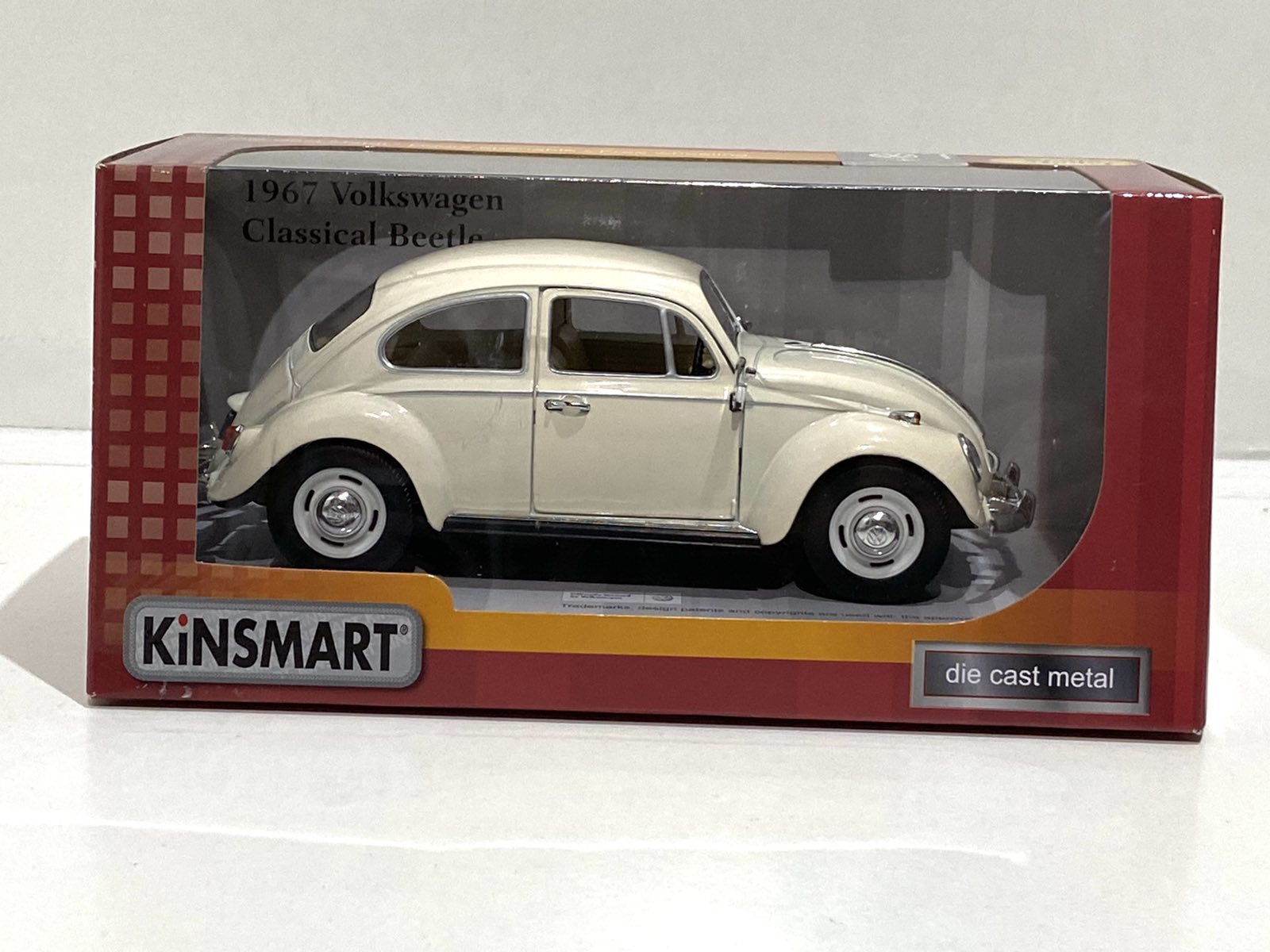 Машинка металева Kinsmart Volkswagen Beetle 1:28 Білий (KT 7002WY) - фото 6